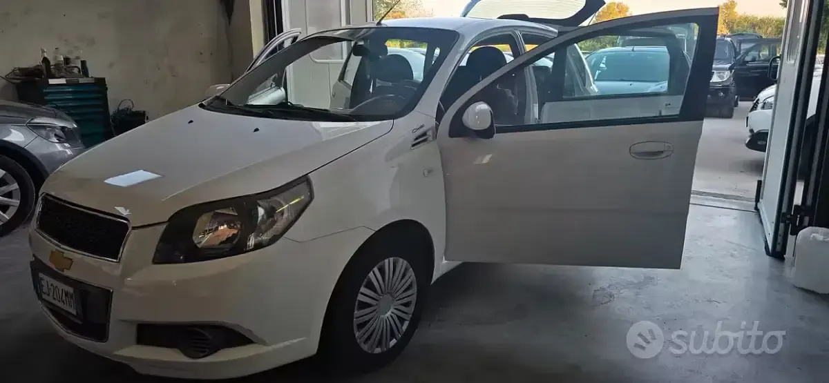 Usata Chevrolet Aveo 69 CV (50 kW) 2012 Berlina
