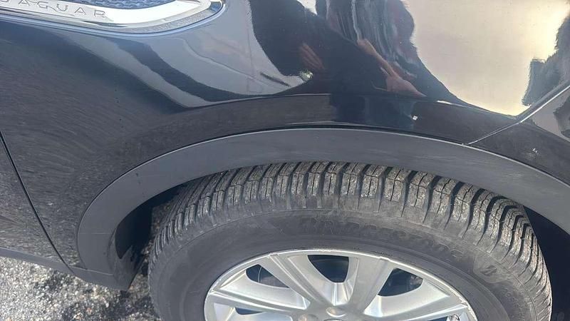 Usata Jaguar E-Pace R-Dynamic 150 CV (110 kW) 2020 Nero SUV