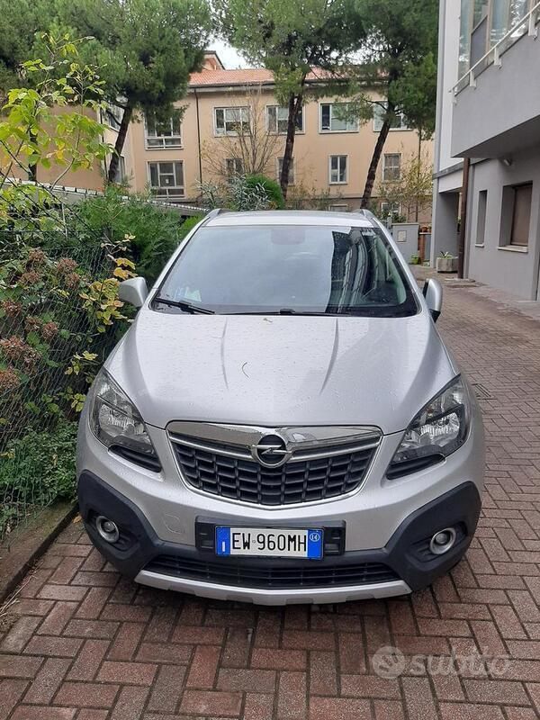 Usata Opel Mokka 140 CV (102 kW) 2014 Grigio SUV