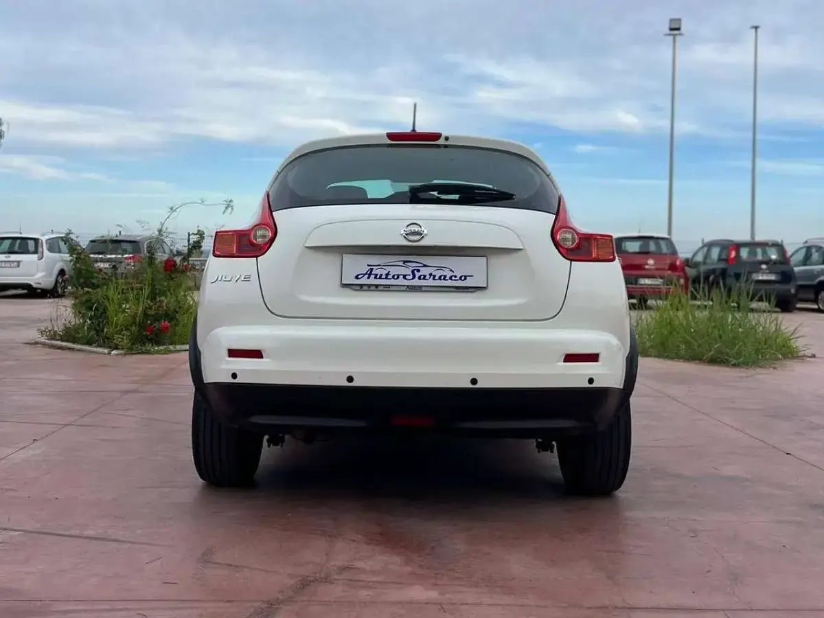Usata Nissan Juke Visia 94 CV (69 kW) 2013 Bianco SUV