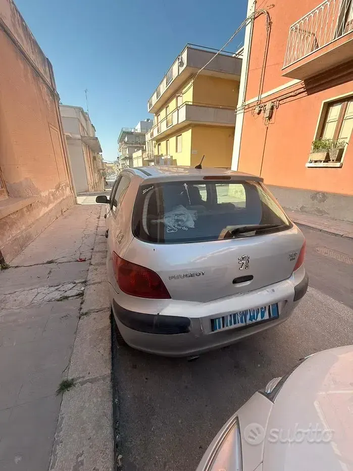 Usata Peugeot 307 68 CV (50 kW) 2005 Berlina