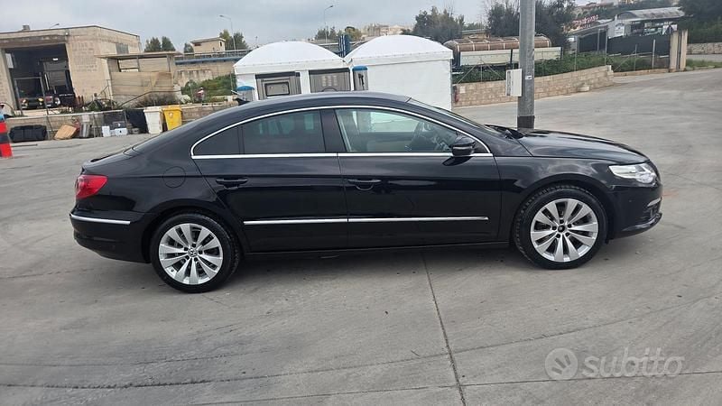 Usata VW Passat 140 CV (102 kW) 2011 Nero Berlina