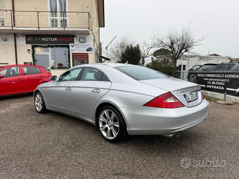 Usata Mercedes CLS320 224 CV (164 kW) 2007 Other Berlina
