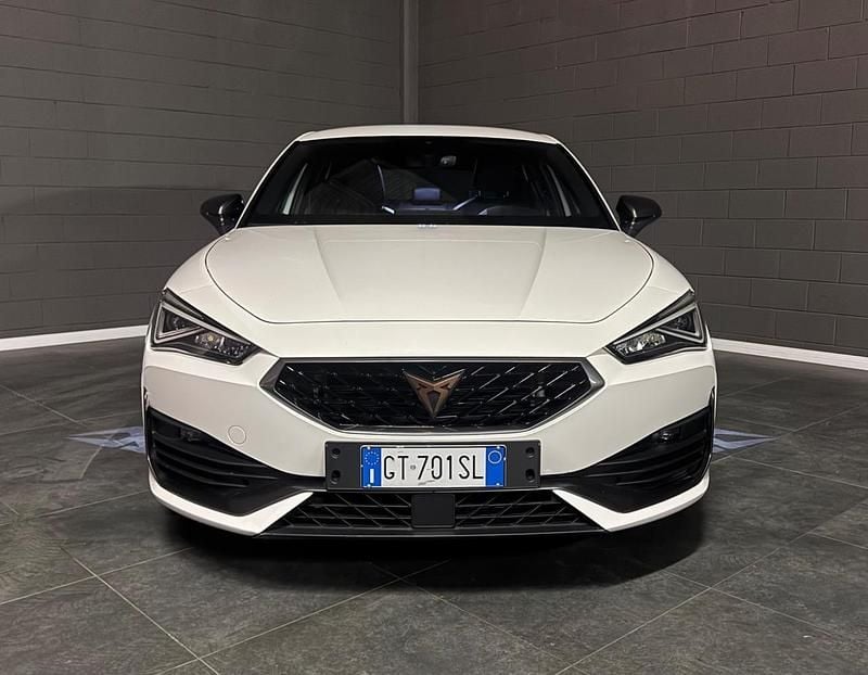 Usata Cupra Leon 150 CV (110 kW) 2024 Bianco Berlina