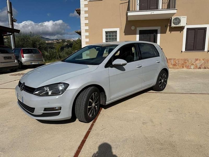 Usata VW Golf VII Trendline 90 CV (66 kW) 2016 Grigio Berlina