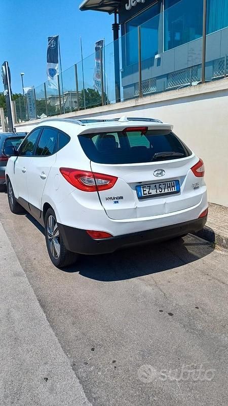 Usata Hyundai ix35 115 CV (84 kW) 2015 Bianco SUV