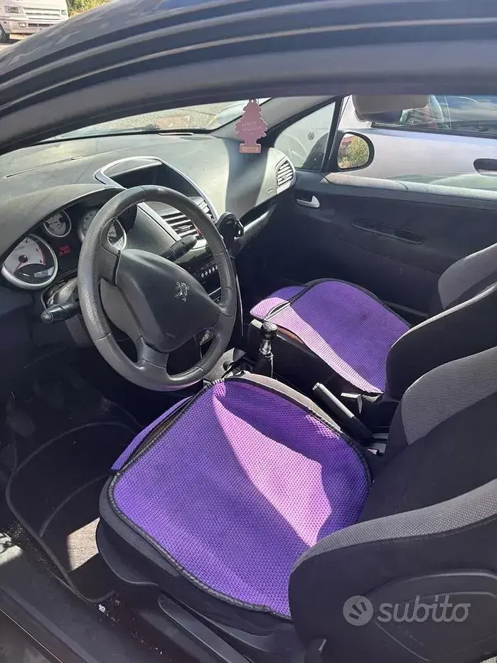 Usata Peugeot 207 68 CV (50 kW) 2006 Nero Berlina