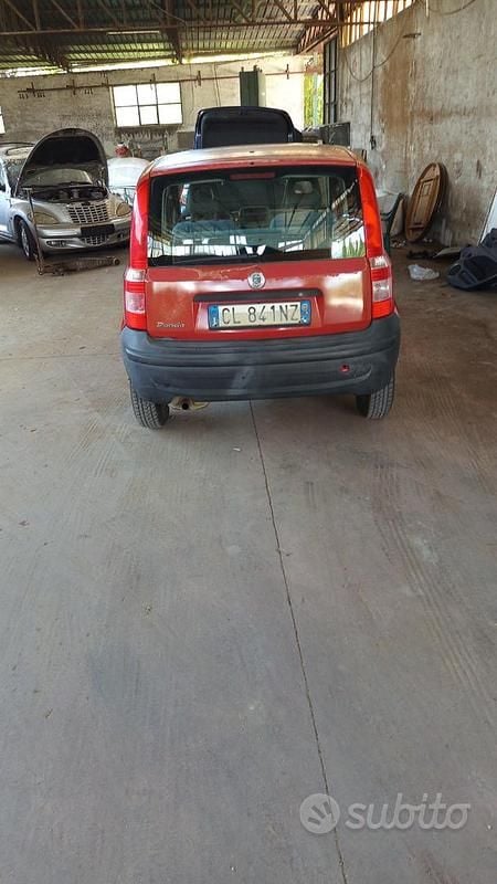 Rosso Usata 2006 Fiat Panda Due volumi | 2000 € (Super prezzo) - Immagine 1/4