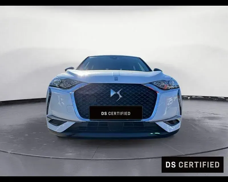 Usata DS Automobiles DS3 Crossback So Chic 130 CV (95 kW) 2023 Bianco SUV