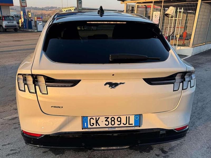 Occasion Ford Mustang Mach-E Extended Range 258 kW (351 ch) 2022 Blanc SUV