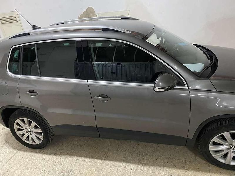 Usata VW Tiguan Sport 140 CV (102 kW) 2009 Grigio SUV