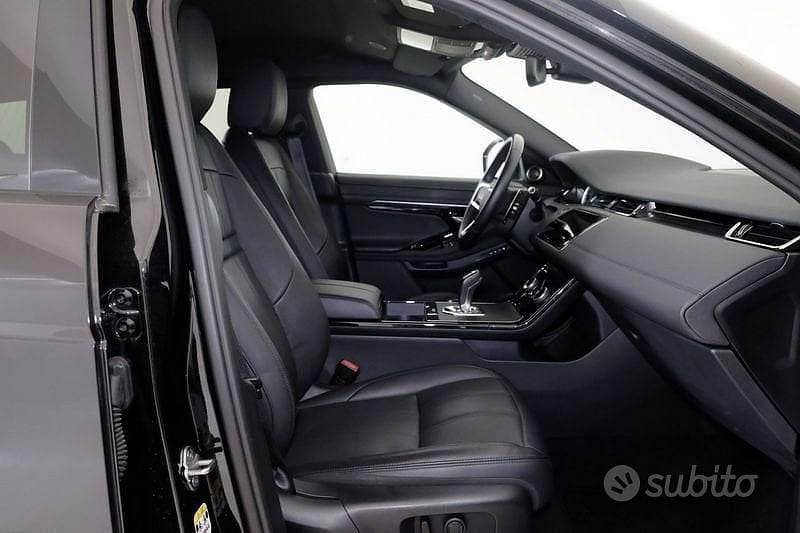 Usata Land Rover Range Rover evoque HSE Dynamic 163 CV (119 kW) 2022 Nero SUV