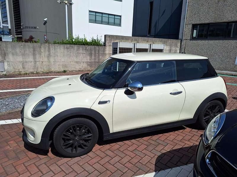 Usata Mini One D 95 CV (69 kW) 2014 Beige Utilitaria
