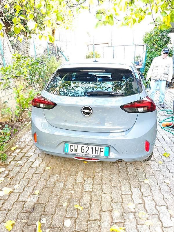 Usata Opel Corsa 75 CV (55 kW) 2024 Grigio Berlina