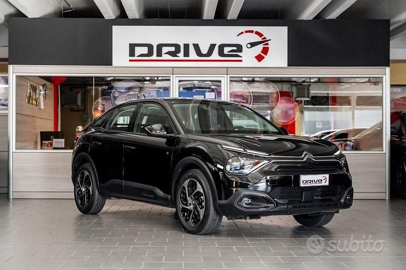 Viola Usata 2024 Citroën C4 PureTech Tre volumi | 17.900 € (Buon prezzo) - Immagine 1/4