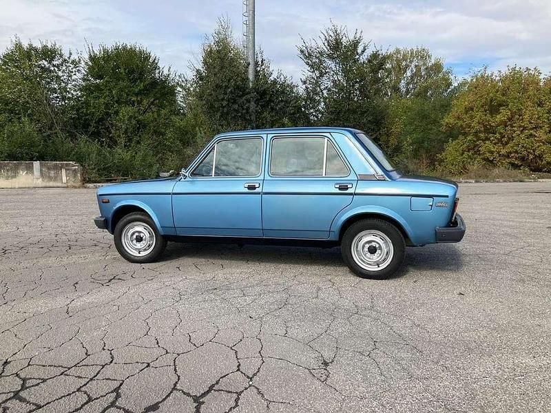 Usata Fiat 128 54 CV (39 kW) 1980 Blu/azzurro Berlina