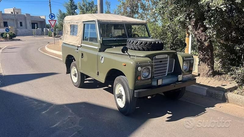 Usata Land Rover 88 287 CV (211 kW) 1980 Verde Pick-up