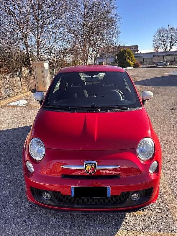 Usata Abarth 595 Custom 140 CV (102 kW) 2015 Rosso Utilitaria