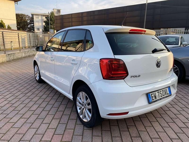 Usata VW Polo Comfortline 75 CV (55 kW) 2014 Bianco Berlina