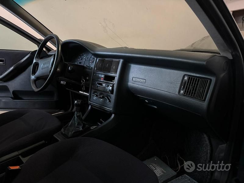 Usata Audi 80 113 CV (83 kW) 1992 Nero Berlina