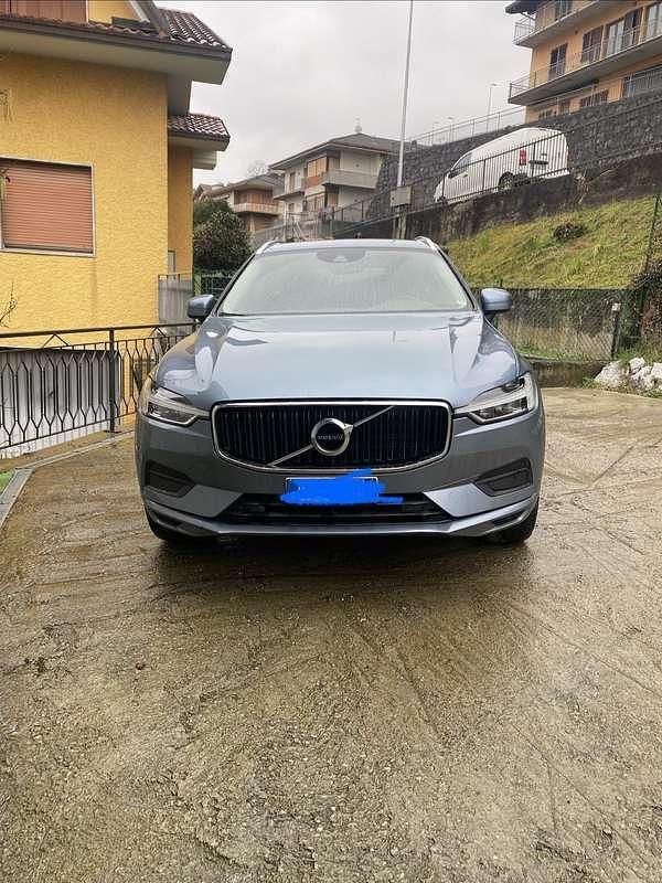 Usata Volvo XC60 Business Edition 197 CV (144 kW) 2021 Blu/azzurro SUV