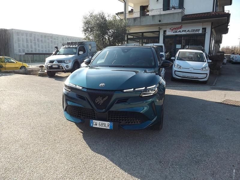 Usata Alfa Romeo Junior Edizione Speciale 135 CV (99 kW) 2024 Blu SUV