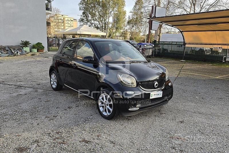 Usata Smart ForFour Passion 71 CV (52 kW) 2014 Nero Utilitaria
