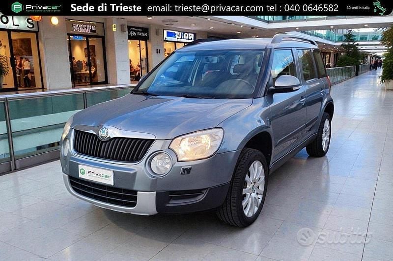 Usata Skoda Yeti Active 105 CV (77 kW) 2012 Grigio SUV