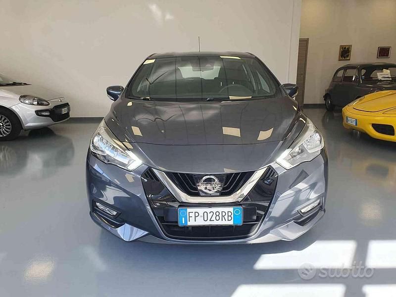 Usata Nissan Micra Acenta 90 CV (66 kW) 2018 Grigio Berlina
