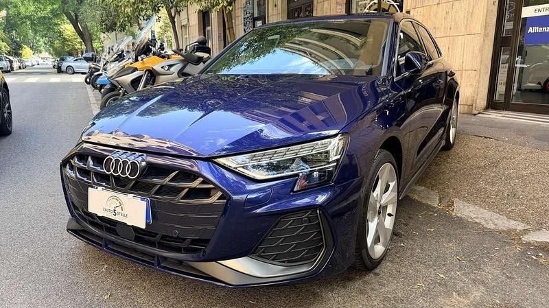 Usata Audi A3 S-Line 150 CV (110 kW) 2024 Blu/azzurro Berlina