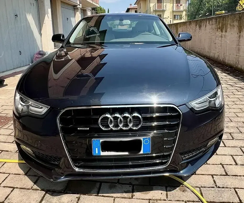 Usata Audi A5 Premium 245 CV (180 kW) 2012 Bluazzurro Coupé