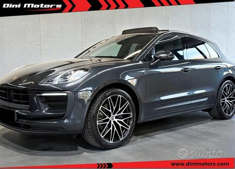 Usata Porsche Macan Sport 265 CV (194 kW) 2022 Grigio SUV