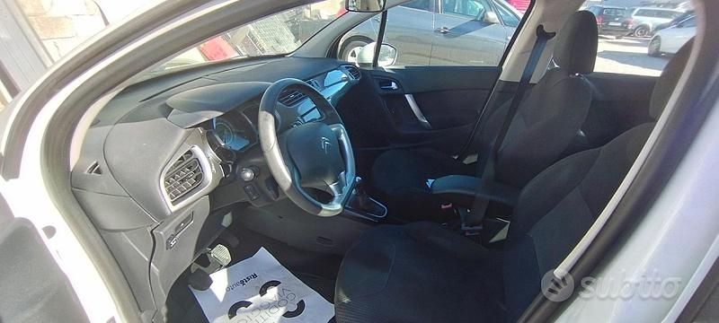 Usata Citroën C3 59 CV (43 kW) 2012 Bianco Utilitaria