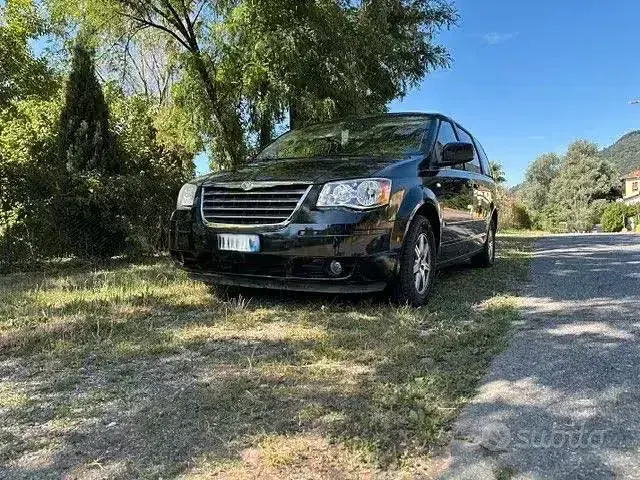 Usata Chrysler Grand Voyager Limited 163 CV (119 kW) 2008 Nero Monovolume