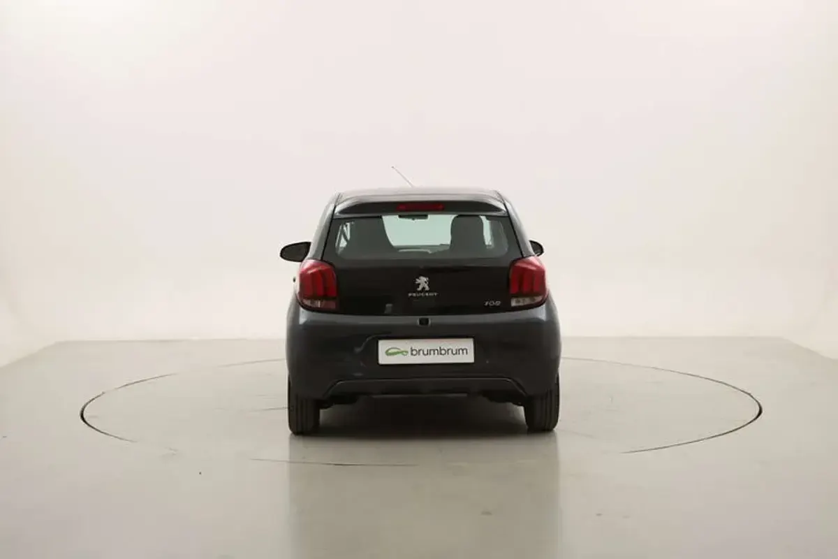 Usata Peugeot 108 Active 69 CV (50 kW) 2018 Grigio Utilitaria
