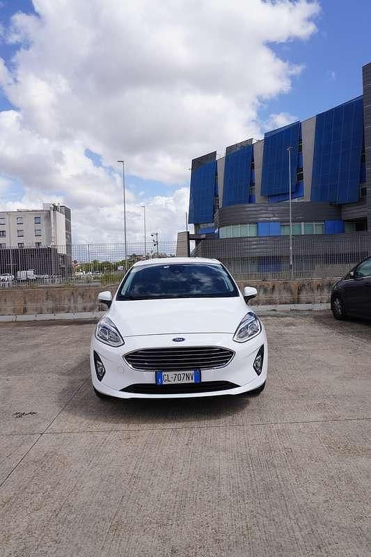 Usata Ford Fiesta Titanium S 101 CV (74 kW) 2019 Bianco Utilitaria