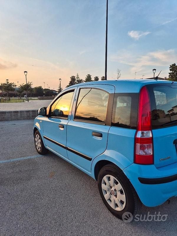 Usata Fiat Panda 69 CV (50 kW) 2011 Utilitaria