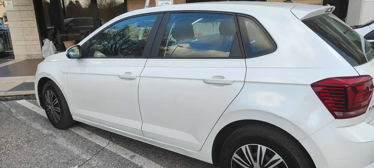 Usata VW Polo Trendline 80 CV (58 kW) 2019 Bianco Utilitaria