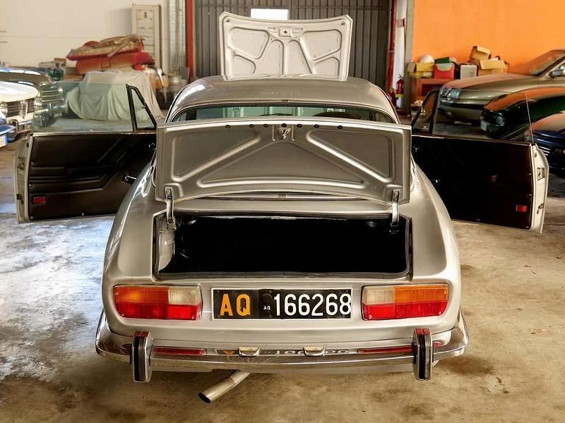 Usata Alfa Romeo 2000 Veloce 132 CV (97 kW) 1974 Argento Coupé