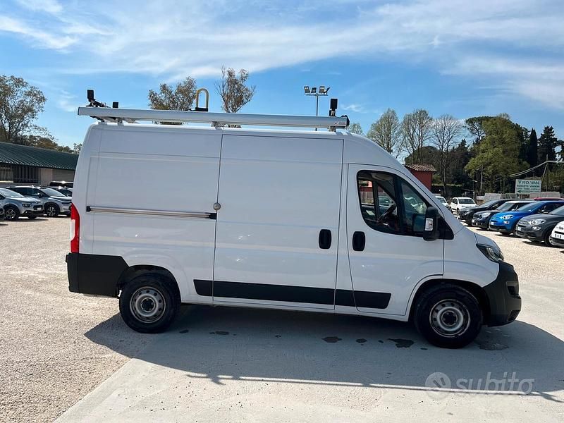 Usata Fiat Ducato 140 CV (102 kW) 2023 Bianco Furgone