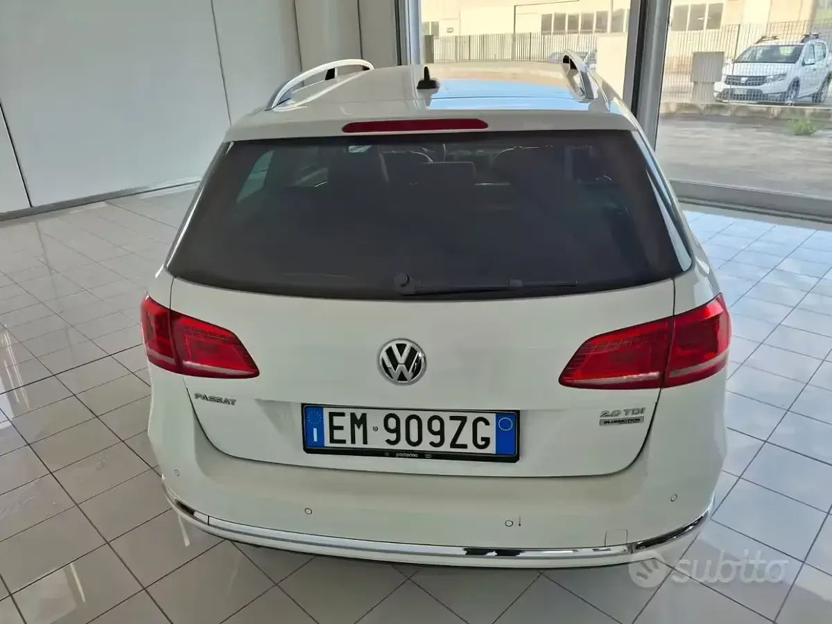 Usata VW Passat 140 CV (102 kW) 2012 Bianco Station wagon