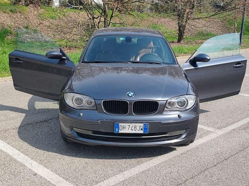 Occasion BMW 118 143 ch (105 kW) 2007 Citadine