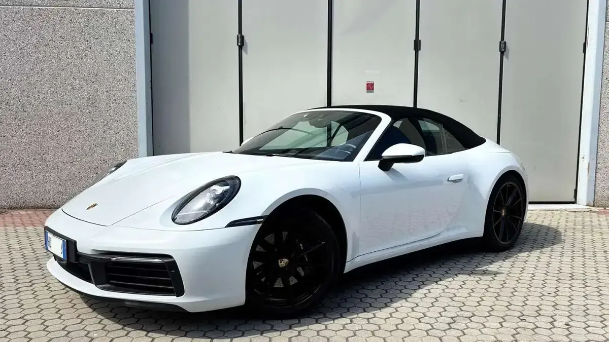 Usata Porsche 911 Carrera Cabriolet 385 CV (283 kW) 2022 Cabrio
