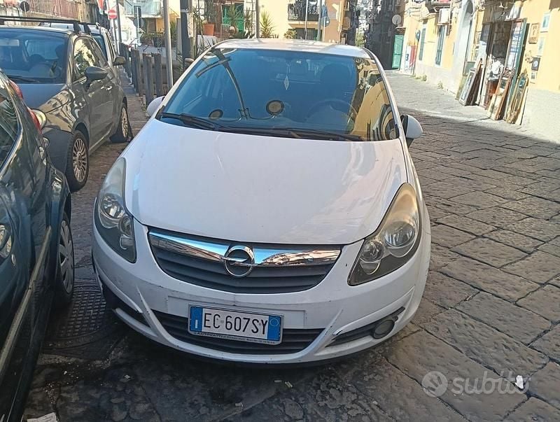 Usata Opel Combo 45 CV (33 kW) 2010 Bianco Monovolume