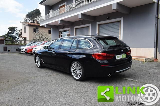 Usata BMW 520 Luxury Line 190 CV (139 kW) 2018 Nero Station wagon