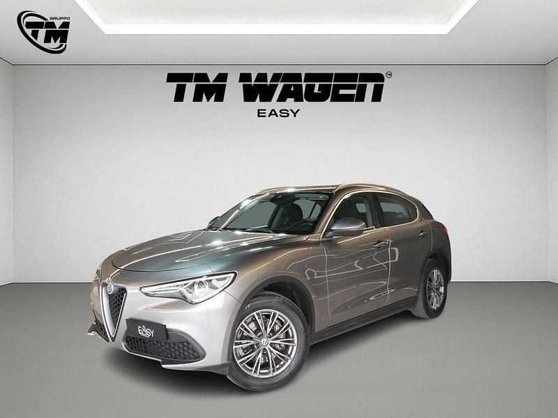 Argento Usata 2018 Alfa Romeo Stelvio Business SUV | 17.800 € (Super prezzo) - Immagine 1/4