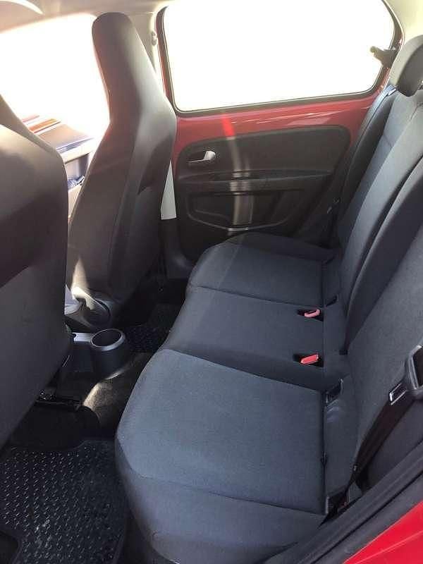 Usata VW up! Move 65 CV (47 kW) 2023 Rosso Utilitaria