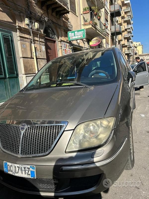 Usata Lancia Phedra 2007 Marrone Monovolume