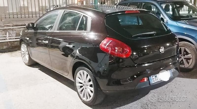 Usata Fiat Bravo 120 CV (88 kW) 2013 Nero Utilitaria