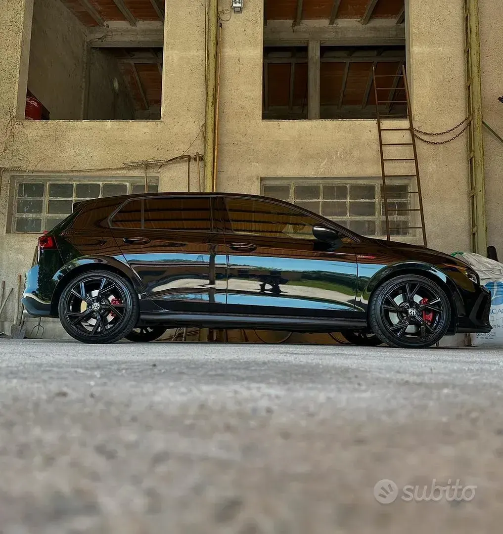 Usata VW Golf VIII GTI 245 CV (180 kW) 2021 Nero Berlina